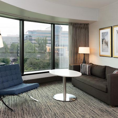 Hilton Fairfax, Va Hotel Exterior photo