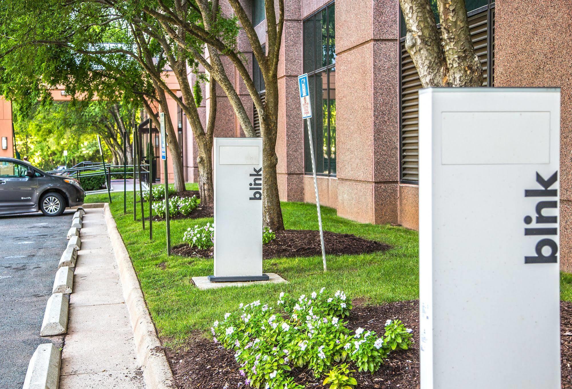 Hilton Fairfax, Va Hotel Exterior photo